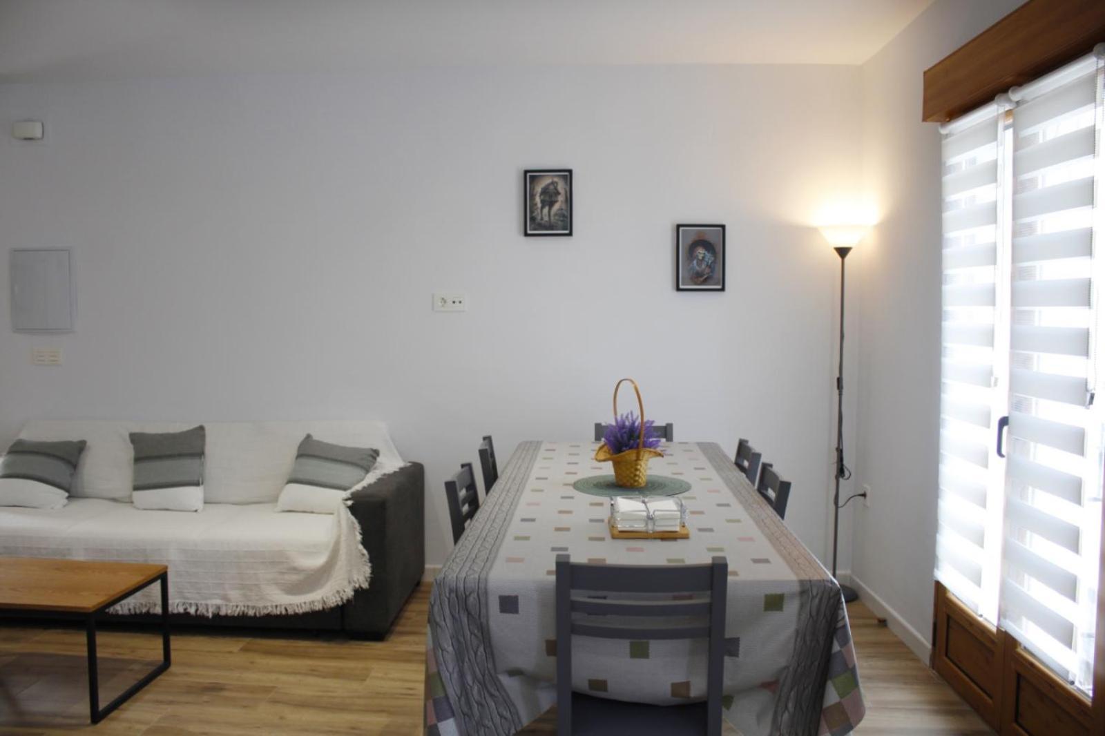 El Descanso De Baba Yaga Soportujar Esterno foto
